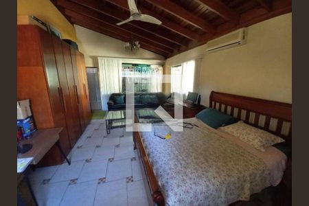 Casa à venda com 3 quartos, 180m² em Parque Sao Domingos, São Paulo
