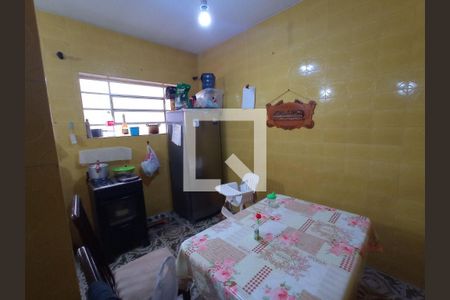 Casa à venda com 3 quartos, 180m² em Vila Arcadia, São Paulo