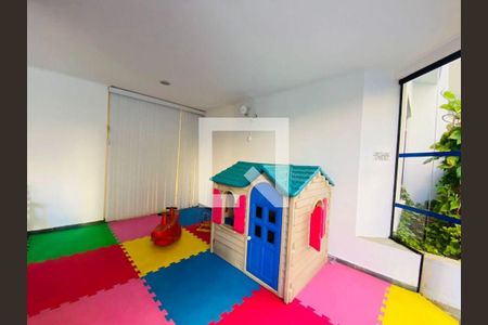 Apartamento à venda com 3 quartos, 97m² em Indianópolis, São Paulo