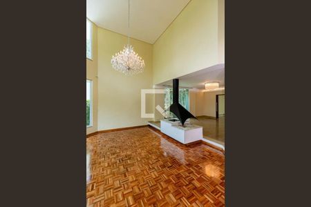 Casa de Condomínio para alugar com 4 quartos, 511m² em Chácara Monte Alegre, São Paulo