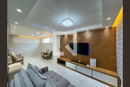 Sala de casa à venda com 3 quartos, 190m² em Vila Rosalia, Guarulhos