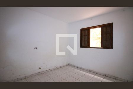 Casa para alugar com 2 quartos, 80m² em Parque Sao Rafael, São Paulo