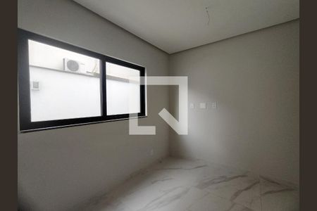 Suíte 1 de casa de condomínio à venda com 4 quartos, 200m² em Vargem Pequena, Rio de Janeiro