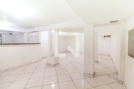 Sala/Quarto de casa para alugar com 1 quarto, 50m² em Vila Santa Teresinha, São Paulo