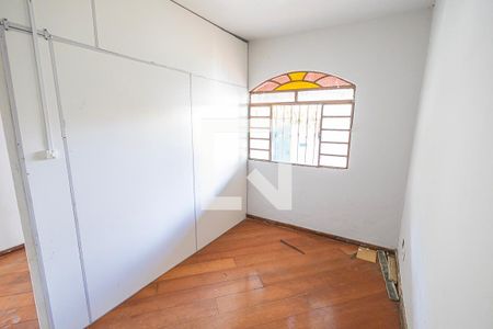 Quarto 1 de casa para alugar com 8 quartos, 220m² em Vila Jardim Leblon, Belo Horizonte