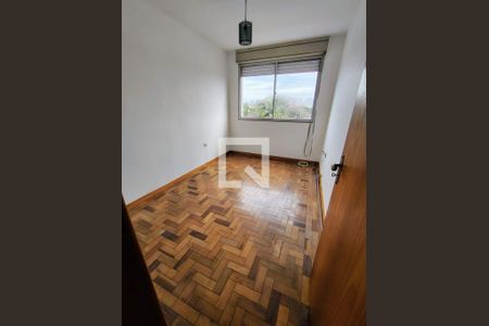 Quarto 1 de apartamento para alugar com 3 quartos, 85m² em Sarandi, Porto Alegre