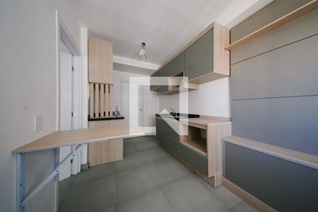 Sala/Cozinha e Área de Serviço de apartamento para alugar com 1 quarto, 29m² em Vila Guilhermina, São Paulo