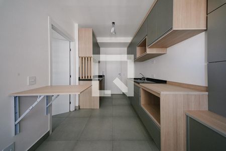 Sala/Cozinha e Área de Serviço de apartamento para alugar com 1 quarto, 29m² em Vila Guilhermina, São Paulo