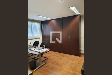 Casa à venda com 4 quartos, 200m² em Parque Jabaquara, São Paulo