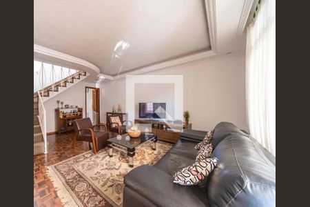 Casa à venda com 3 quartos, 182m² em Vila Alice, Santo André