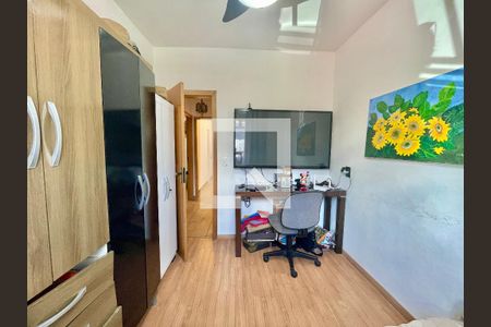 Apartamento à venda com 3 quartos, 80m² em Sagrada Família, Belo Horizonte