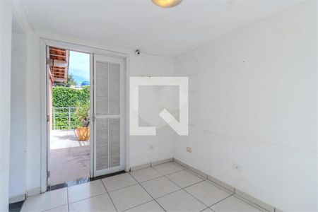 Casa à venda com 3 quartos, 263m² em Brooklin, São Paulo