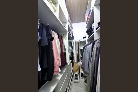 Quarto 1  Closet de casa à venda com 2 quartos, 126m² em Bairro dos Casa, São Bernardo do Campo