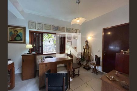 Casa de Condomínio à venda com 5 quartos, 117m² em Vila Elvira, São Paulo
