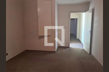 Casa à venda com 3 quartos, 120m² em Vila Congonhas, São Paulo
