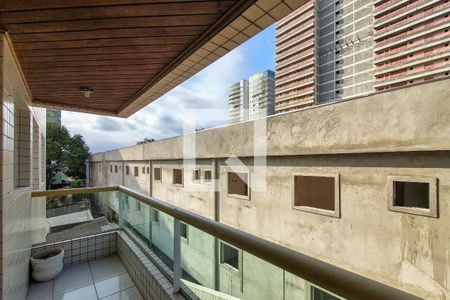 Sacada  de apartamento para alugar com 1 quarto, 77m² em Vila Tupi, Praia Grande