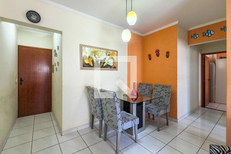 Sala  de apartamento para alugar com 1 quarto, 77m² em Vila Tupi, Praia Grande