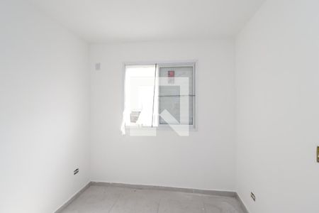 Quarto 1 de apartamento para alugar com 2 quartos, 39m² em Itaquera, São Paulo