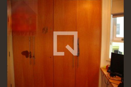 Casa à venda com 3 quartos, 300m² em Vila Mascote, São Paulo