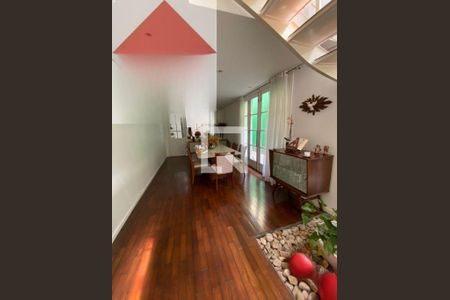 Casa à venda com 3 quartos, 300m² em Vila Mascote, São Paulo