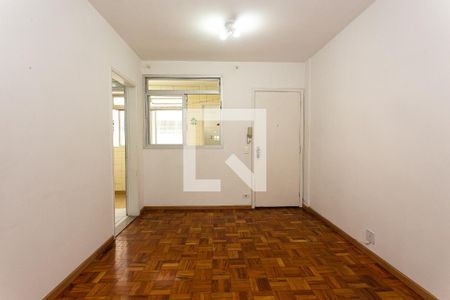 Sala de apartamento para alugar com 2 quartos, 83m² em Parque São Jorge, São Paulo