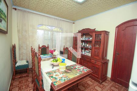 Sala de Jantar de casa à venda com 4 quartos, 250m² em Vila Palmares, Santo André