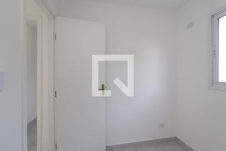 Quarto 1 de apartamento para alugar com 2 quartos, 39m² em Itaquera, São Paulo
