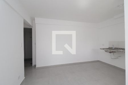 Sala/Cozinha de apartamento para alugar com 2 quartos, 47m² em Itaquera, São Paulo