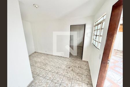 Sala/Cozinha de casa de condomínio para alugar com 1 quarto, 40m² em Vila Espanhola, São Paulo