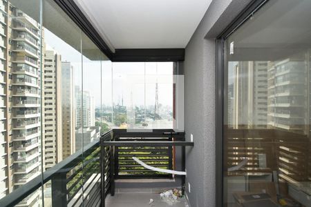 varanda Sala de kitnet/studio à venda com 1 quarto, 27m² em Pinheiros, São Paulo