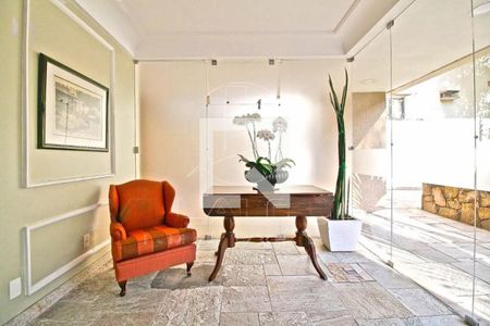 Apartamento à venda com 3 quartos, 286m² em Cerqueira César, São Paulo