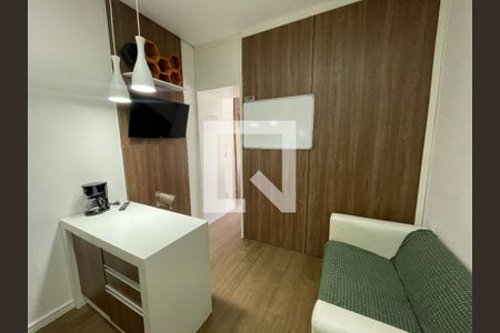 Sala de kitnet/studio para alugar com 1 quarto, 26m² em Granja Viana, Cotia