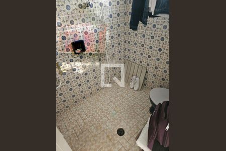 Casa à venda com 3 quartos, 220m² em Jardim Luzitania, São Paulo