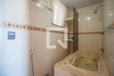 Banheiro Suite de apartamento para alugar com 3 quartos, 90m² em Tijuca, Rio de Janeiro