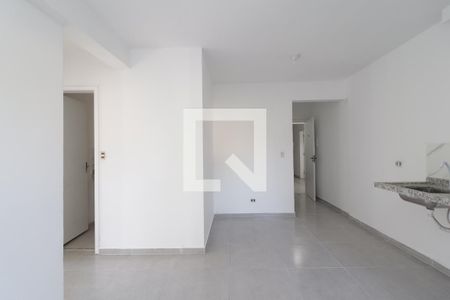 Sala/Cozinha de apartamento para alugar com 2 quartos, 39m² em Itaquera, São Paulo