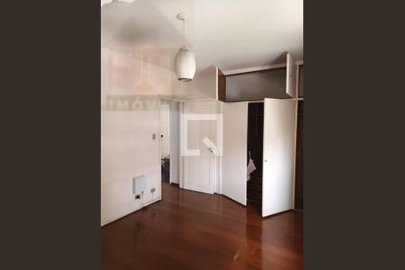 Casa à venda com 3 quartos, 140m² em Planalto Paulista, São Paulo