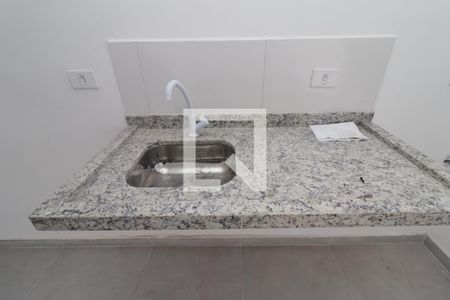 Sala/Cozinha de apartamento para alugar com 2 quartos, 39m² em Itaquera, São Paulo