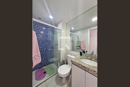 Banheiro  de apartamento à venda com 2 quartos, 61m² em Lapa, São Paulo