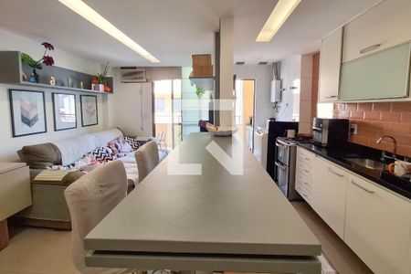 Sala de apartamento para alugar com 2 quartos, 140m² em Santa Rosa, Niterói