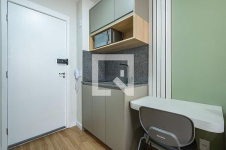 Sala/Cozinha de kitnet/studio para alugar com 1 quarto, 24m² em Pinheiros, São Paulo