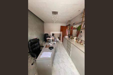 Quarto 2 de casa à venda com 3 quartos, 180m² em Vila Rica, Lagoa Santa