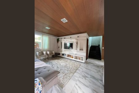 Sala de casa à venda com 3 quartos, 180m² em Vila Rica, Lagoa Santa