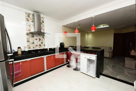 cozinha de casa à venda com 6 quartos, 110m² em Industrial, Contagem