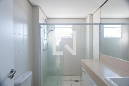 Banheiro da Suíte de apartamento para alugar com 3 quartos, 107m² em Centro, Taubaté