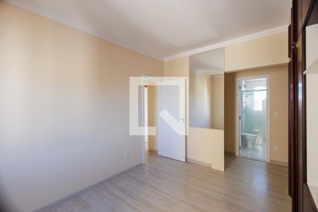 Suíte de apartamento para alugar com 3 quartos, 107m² em Centro, Taubaté