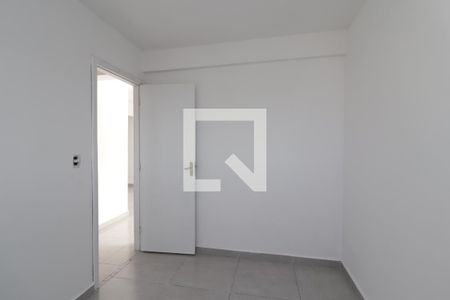 Quarto 1 de apartamento para alugar com 2 quartos, 37m² em Itaquera, São Paulo