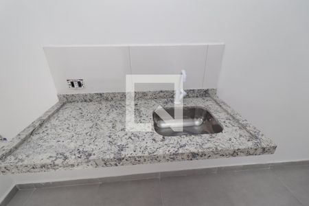 Sala/Cozinha de apartamento para alugar com 2 quartos, 37m² em Itaquera, São Paulo