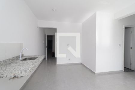 Sala/Cozinha de apartamento para alugar com 2 quartos, 37m² em Itaquera, São Paulo