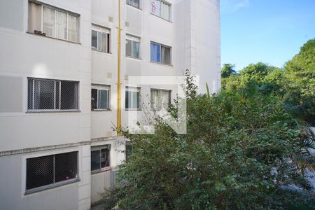 Sala_Vista  de apartamento à venda com 2 quartos, 49m² em Santa Fe, Porto Alegre