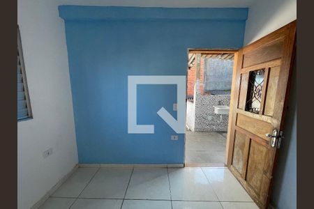 Quarto 1 de casa para alugar com 2 quartos, 60m² em Jardim Luísa, São Paulo